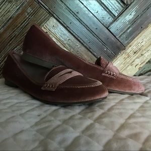 Madden Girl Velvet Loafer Size 7.5